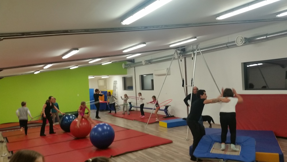 Cirque Fit and Move