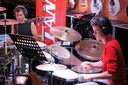Un duo de batterie avec un élève et son professeur de l'école Tama de Muespach le haut. Jean Reinhart en duo avec Valentin