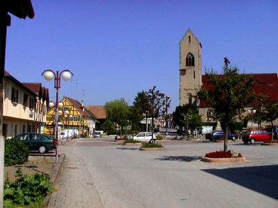 Eglise sur la place Jeanne d'Arc